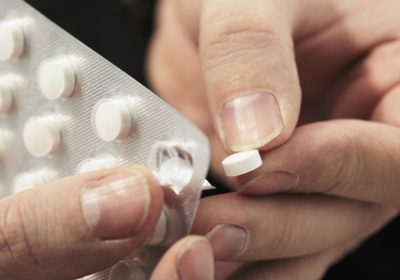 Coronavirus – Hydroxychloroquine : faut-il croire au traitement miracle ?